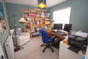 Bedroom4/Study - click for photo gallery